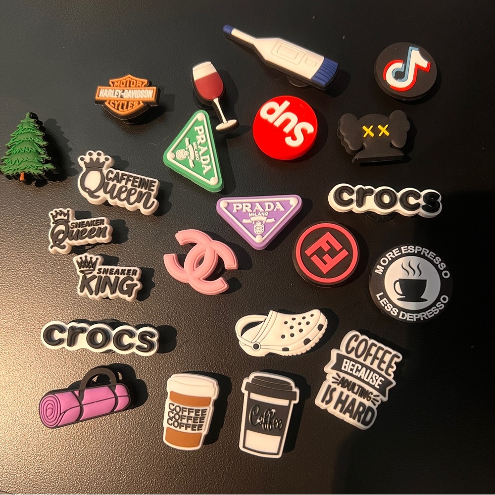 BEAND NEW Jibbitz Charms / Shoe Charms
